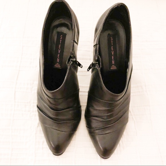 Steven Barbie Nsue Black Leather Booties, Size 8.5 - Picture 2 of 7